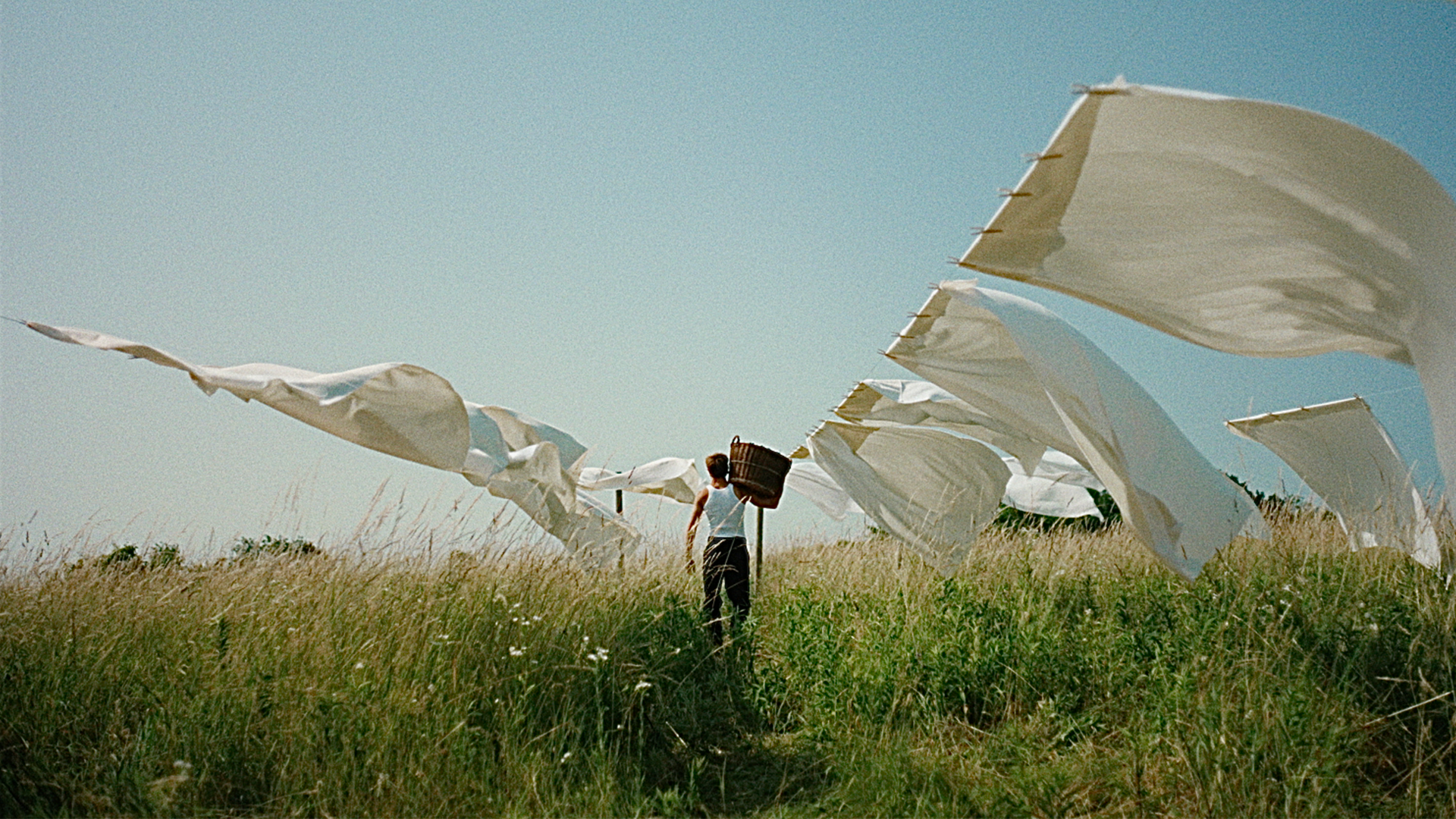 Veuve Clicquot x Simon Porte Jacquemus, La Grande Dame